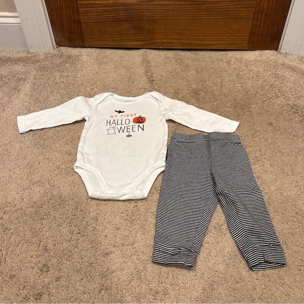 Carter’s White Halloween Onesie and Striped Pants Set (Size: 9 months)